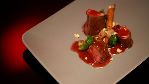 Venison fillet with blackberries recipe Venison fillet with blackberries recipe